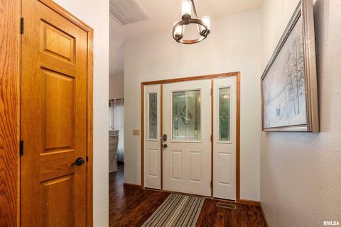 Tiny photo for 186 Bonnie Brae Road, Carbondale, IL 62901 (MLS # EB459672)