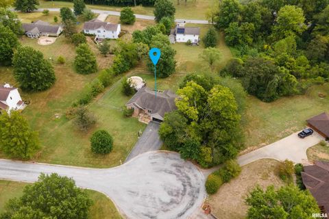 Tiny photo for 186 Bonnie Brae Road, Carbondale, IL 62901 (MLS # EB459672)