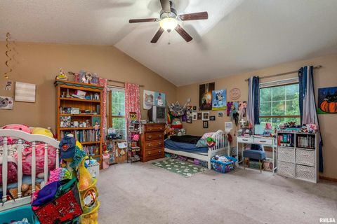 Tiny photo for 186 Bonnie Brae Road, Carbondale, IL 62901 (MLS # EB459672)