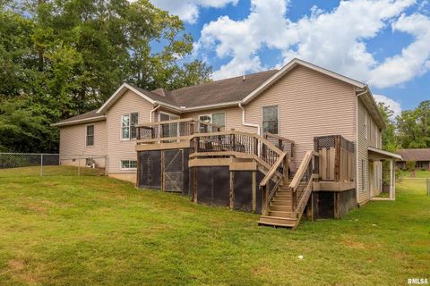 Tiny photo for 186 Bonnie Brae Road, Carbondale, IL 62901 (MLS # EB459672)