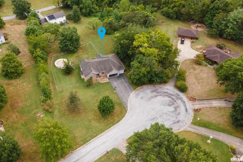 Tiny photo for 186 Bonnie Brae Road, Carbondale, IL 62901 (MLS # EB459672)