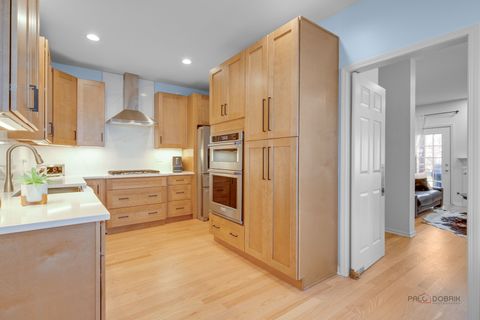 Tiny photo for 8 Ashford Court, Lincolnshire, IL 60069 (MLS # 12583487)