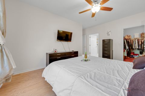 Tiny photo for 8 Ashford Court, Lincolnshire, IL 60069 (MLS # 12583487)