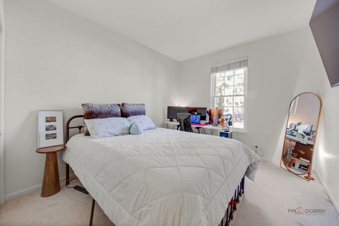 Tiny photo for 8 Ashford Court, Lincolnshire, IL 60069 (MLS # 12583487)