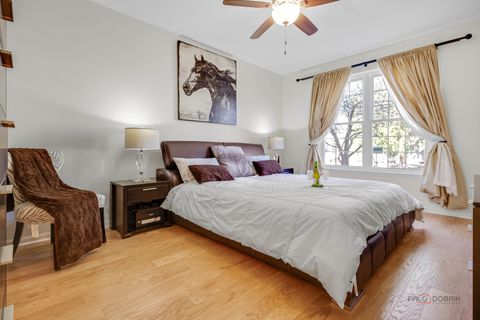 Tiny photo for 8 Ashford Court, Lincolnshire, IL 60069 (MLS # 12583487)