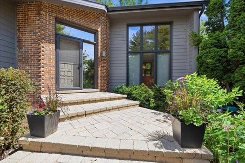 Tiny photo for 1755 S Wiesbrook Road, Wheaton, IL 60189 (MLS # 12673041)