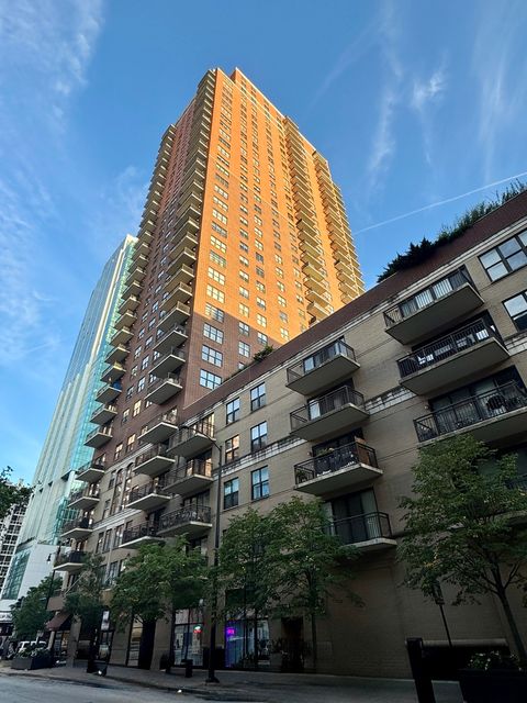 Tiny photo for 41 E 8th Street #1805, Chicago, IL 60605 (MLS # 12472698)