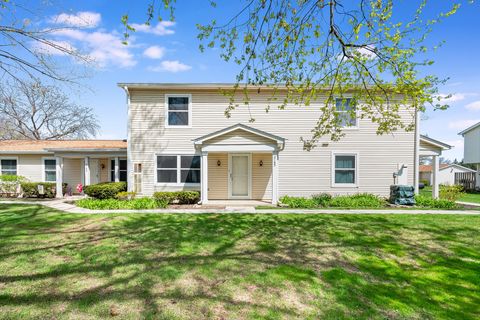 2165 N Dogwood Lane 2165 Palatine IL 60074