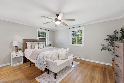 Tiny photo for 17 Sunset Circle, Bettendorf, IA 52722 (MLS # 12699666)