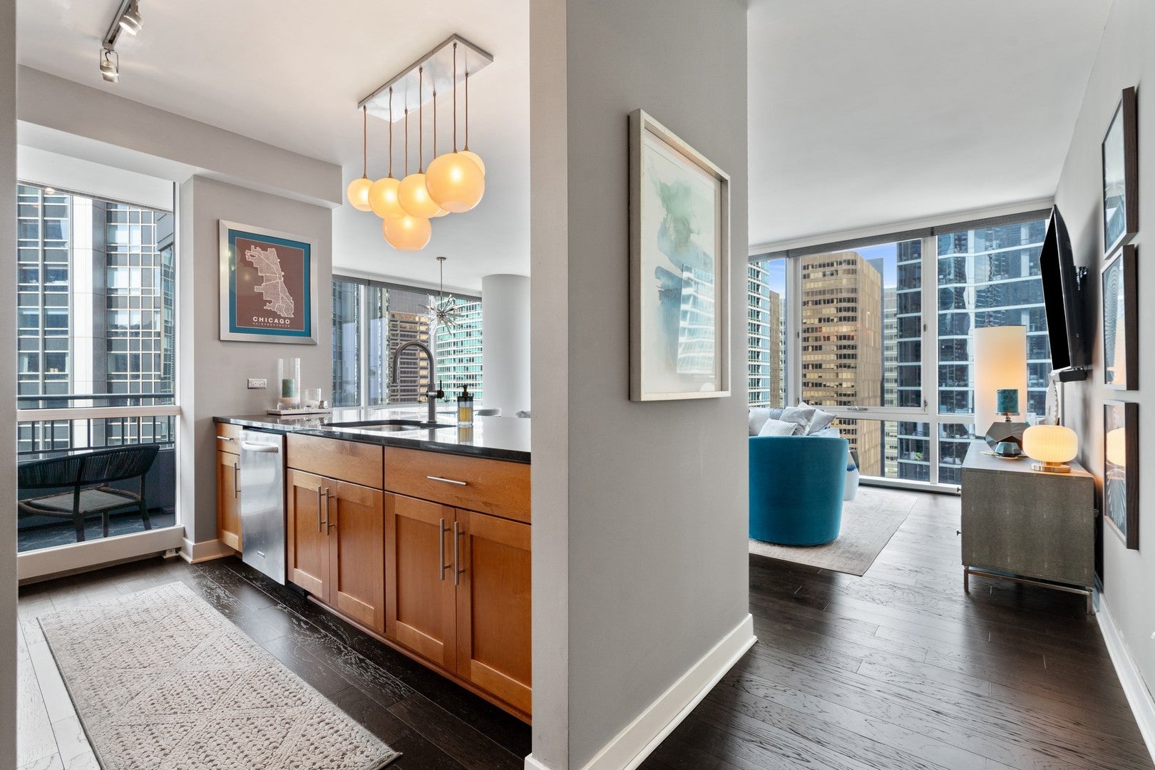 505 N Mcclurg Court 2906