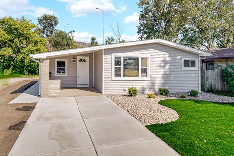 Tiny photo for 14715 S Richmond Avenue, Posen, IL 60469 (MLS # 12465904)