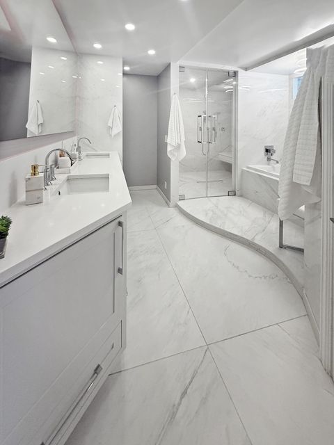 Tiny photo for 405 N Wabash Avenue #4308, Chicago, IL 60611 (MLS # 12486188)