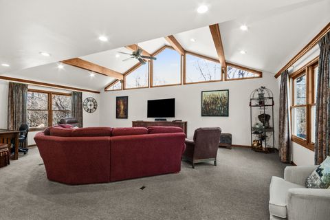 Tiny photo for 190 Southgate Drive, Vernon Hills, IL 60061 (MLS # 12420932)