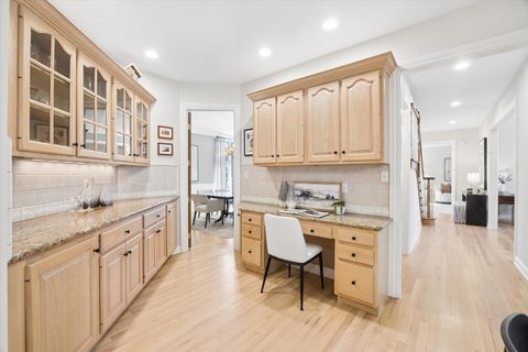 Tiny photo for 5618 S Park Avenue, Hinsdale, IL 60521 (MLS # 12615709)