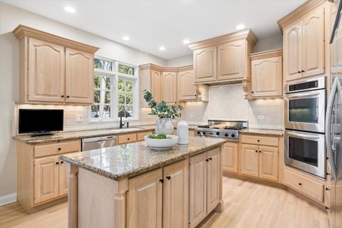 Tiny photo for 5618 S Park Avenue, Hinsdale, IL 60521 (MLS # 12615709)