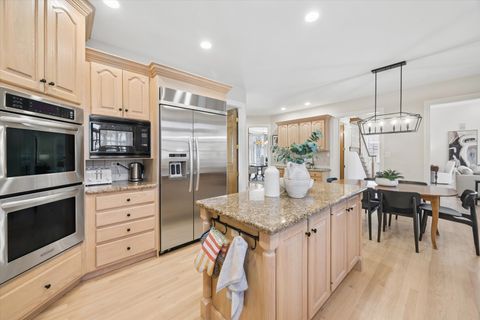 Tiny photo for 5618 S Park Avenue, Hinsdale, IL 60521 (MLS # 12615709)