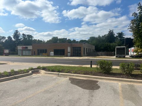 655 N Washington Street Naperville IL 60563
