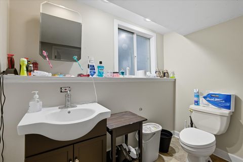 Tiny photo for 3 Oakview Court, Woodridge, IL 60517 (MLS # 12496042)