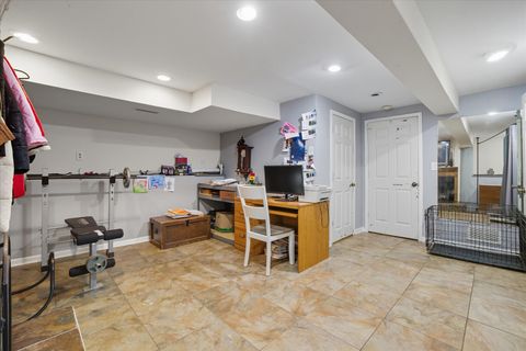 Tiny photo for 3 Oakview Court, Woodridge, IL 60517 (MLS # 12496042)