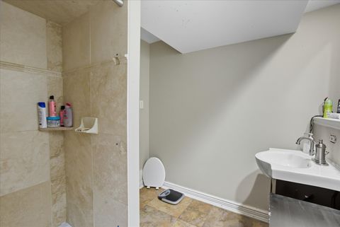 Tiny photo for 3 Oakview Court, Woodridge, IL 60517 (MLS # 12496042)