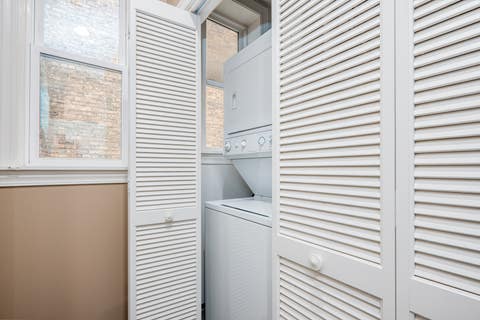 Tiny photo for 2335 W IOWA Street #1R, Chicago, IL 60622 (MLS # 12730156)