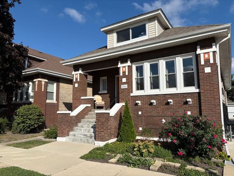 2311 Scoville Avenue Berwyn IL 60402