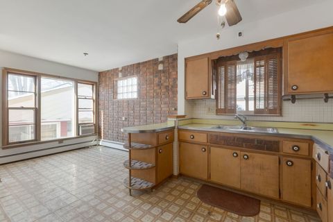 Tiny photo for 6940 N Ottawa Avenue, Chicago, IL 60631 (MLS # 12612631)