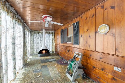 Tiny photo for 6940 N Ottawa Avenue, Chicago, IL 60631 (MLS # 12612631)
