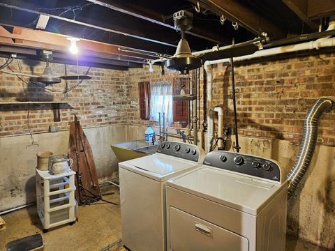 Tiny photo for 6940 N Ottawa Avenue, Chicago, IL 60631 (MLS # 12612631)