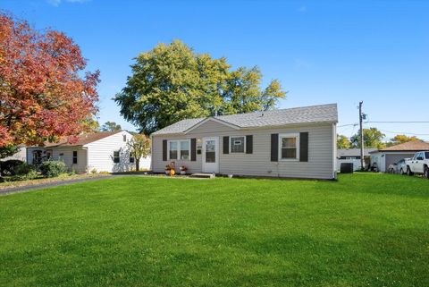 Tiny photo for 1618 Innercircle Drive, Crest Hill, IL 60403 (MLS # 12510354)