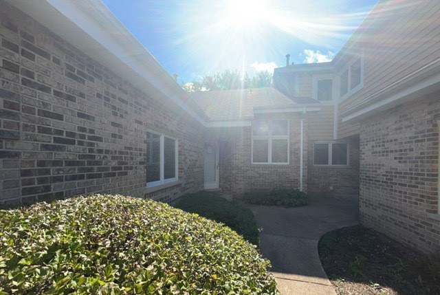 17259 Lakebrook Drive