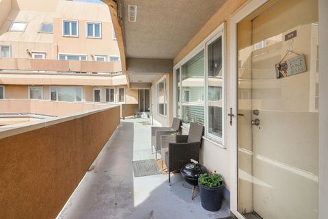 Tiny photo for 6337 Roosevelt Road #309, Berwyn, IL 60402 (MLS # 12467975)