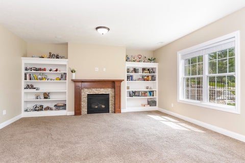 Tiny photo for 1302 Watersound Way, Bloomington, IL 61705 (MLS # 12740138)