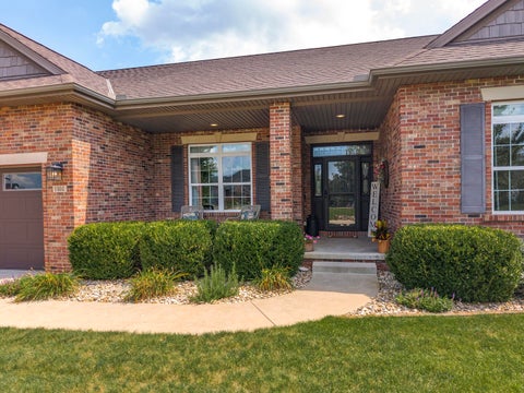 Tiny photo for 1302 Watersound Way, Bloomington, IL 61705 (MLS # 12740138)