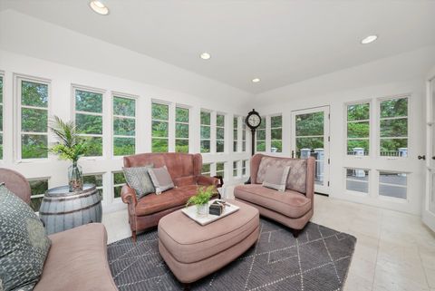 Tiny photo for 3 Hillburn Court, North Barrington, IL 60010 (MLS # 12410191)