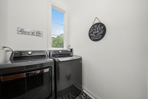 Tiny photo for 3 Hillburn Court, North Barrington, IL 60010 (MLS # 12410191)