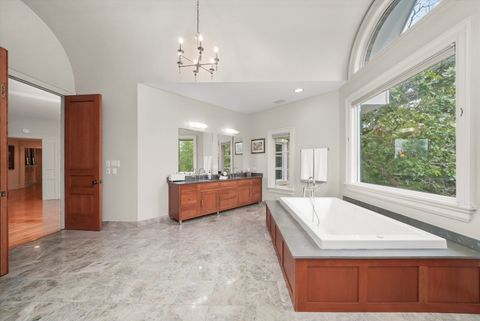 Tiny photo for 3 Hillburn Court, North Barrington, IL 60010 (MLS # 12410191)