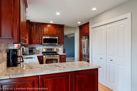 Tiny photo for 3432 Drover Lane, Darien, IL 60561 (MLS # 12602171)