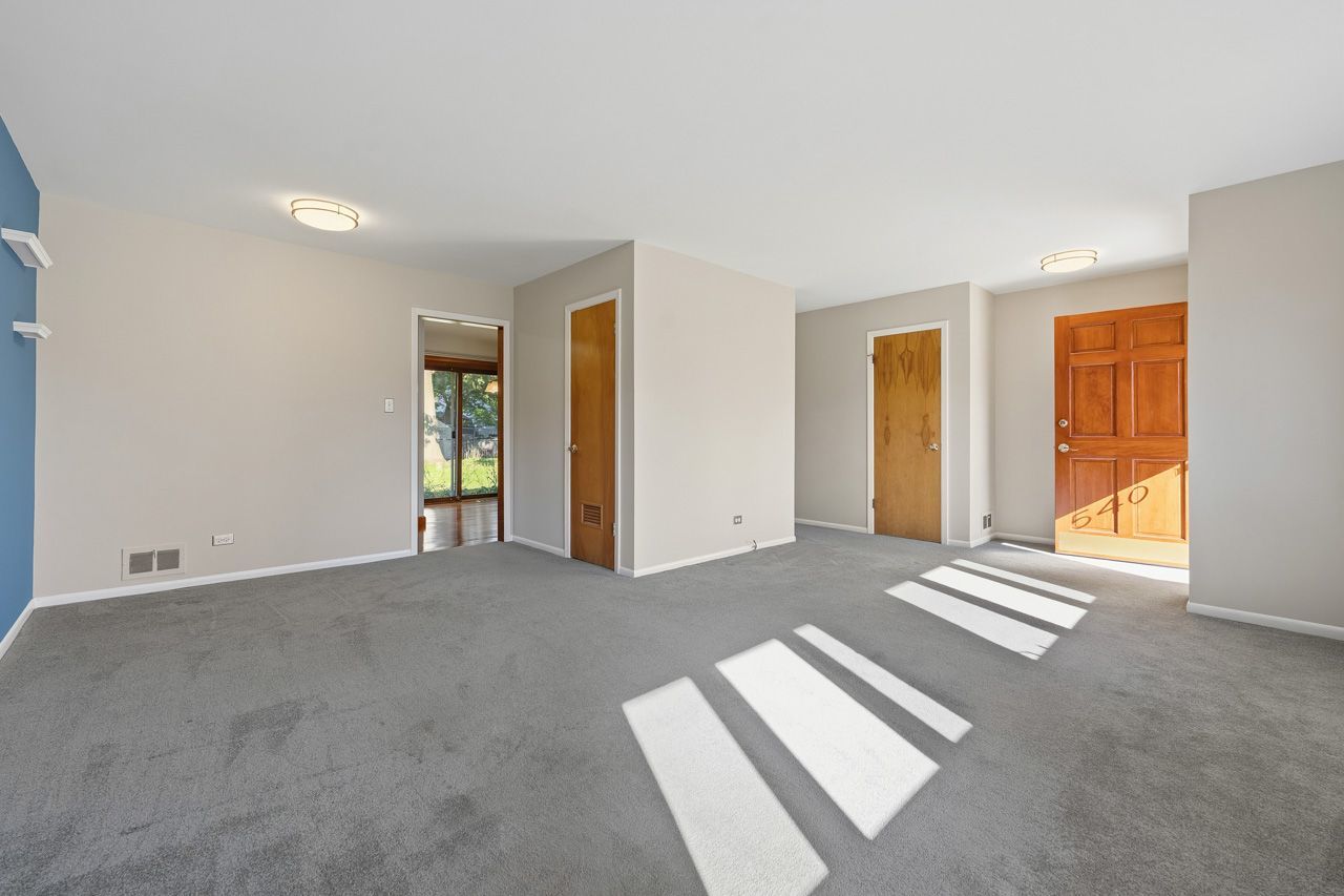 540 Edgewood Lane