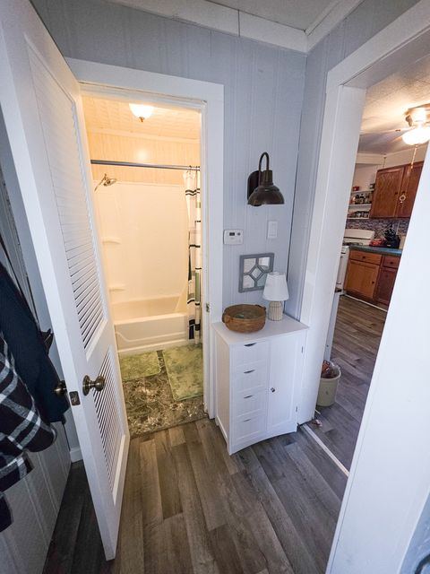 Tiny photo for 127 Park Avenue, Flora, IL 62839 (MLS # 12587476)