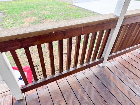 Tiny photo for 127 Park Avenue, Flora, IL 62839 (MLS # 12587476)