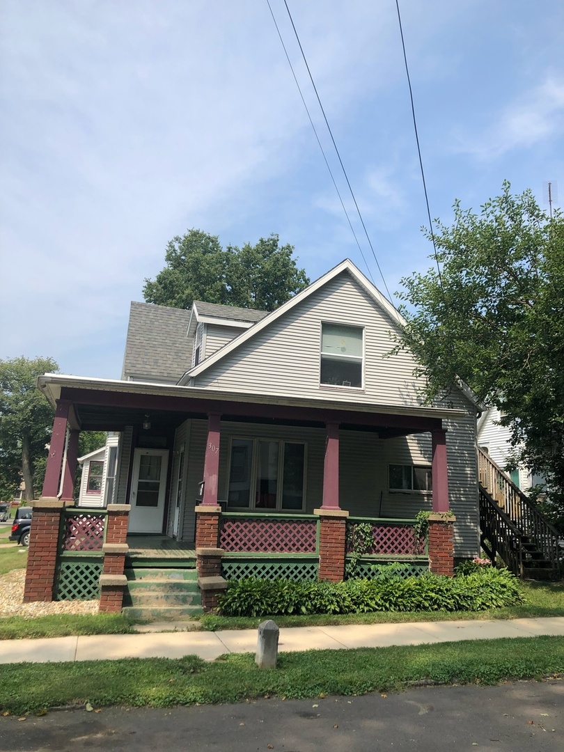 307 S Mclean Street