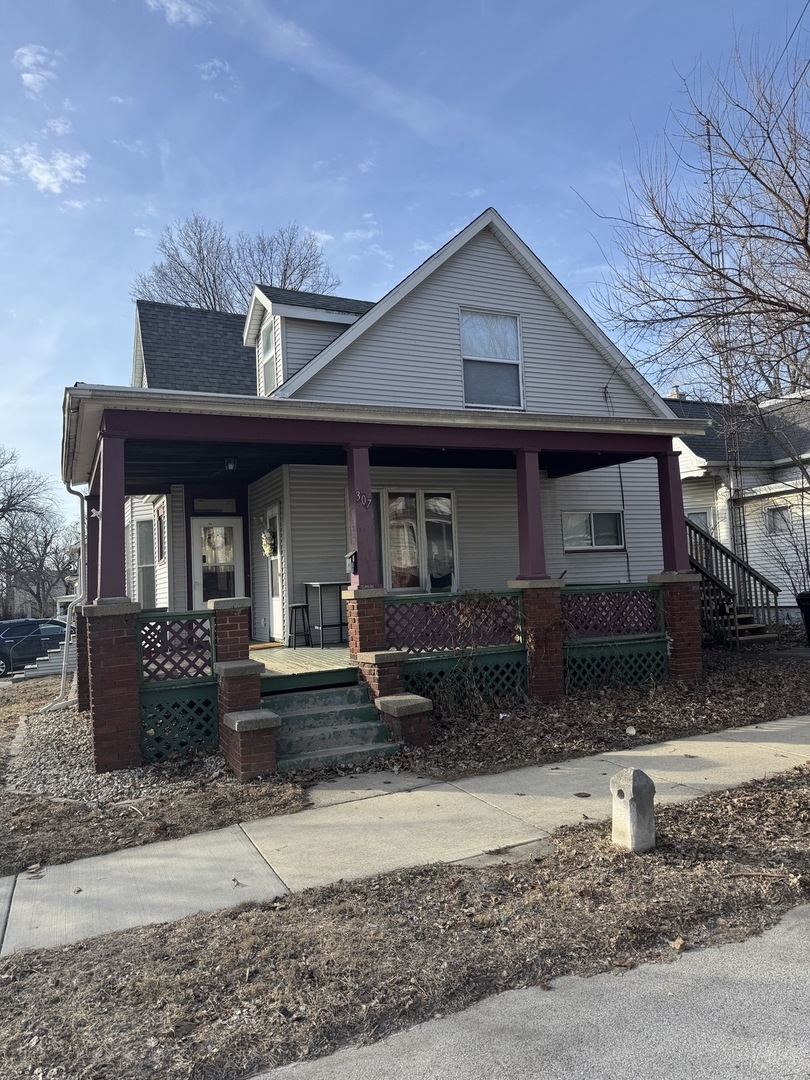 307 S Mclean Street
