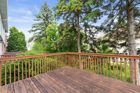 Tiny photo for 303 Reserve Circle, Clarendon Hills, IL 60514 (MLS # 12445061)