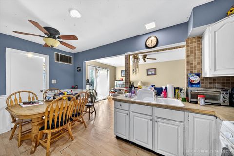 Tiny photo for 135 Springleaf Drive, Bolingbrook, IL 60440 (MLS # 12491782)