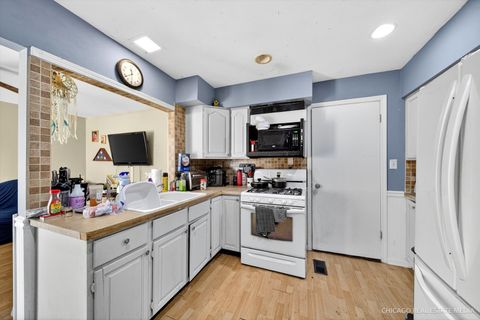 Tiny photo for 135 Springleaf Drive, Bolingbrook, IL 60440 (MLS # 12491782)