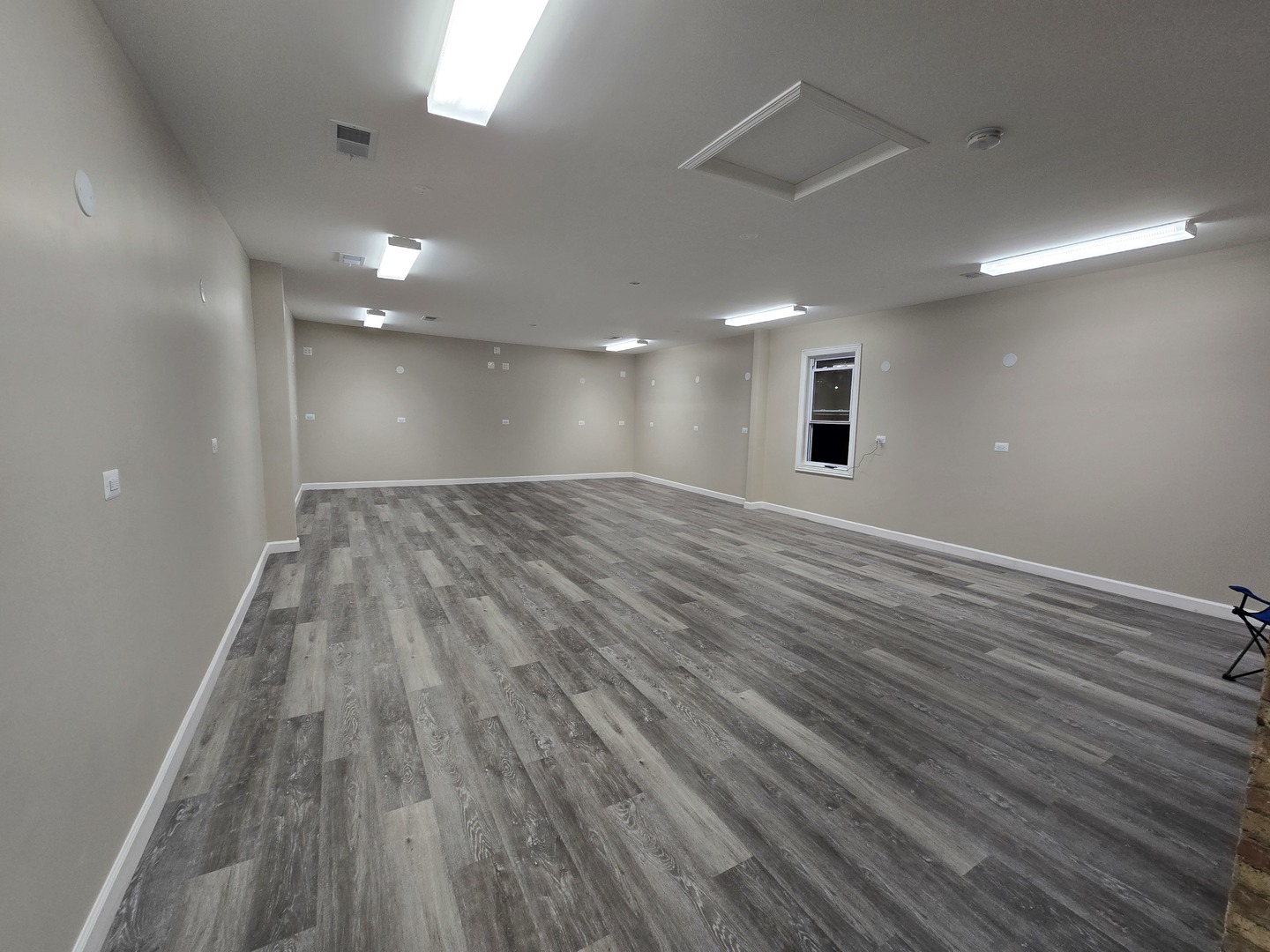 445 S Des Plaines River Road