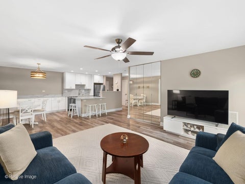 Tiny photo for 120 Lakeview Drive #417, Bloomingdale, IL 60108 (MLS # 12646910)