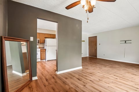 Tiny photo for 9555 Southwest Highway #1S, Oak Lawn, IL 60453 (MLS # 12696186)