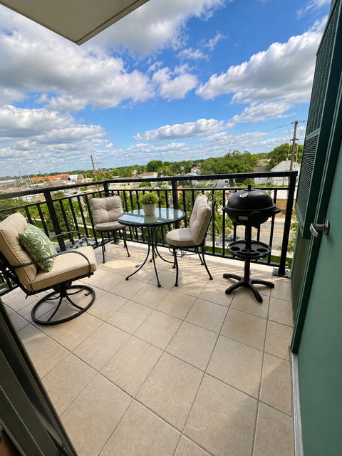 Tiny photo for 9355 W Irving Park Road #509, Schiller Park, IL 60176 (MLS # 12719141)